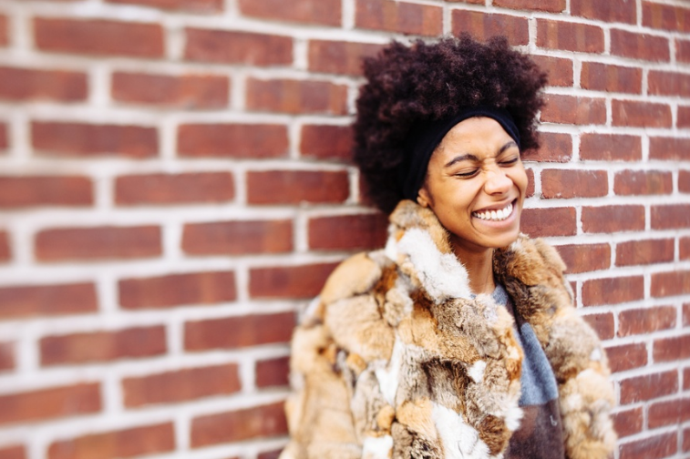 WELL AND GOOD Kattia Solano featured in “This Is your Complete Guide To Caring For Curls This Winter