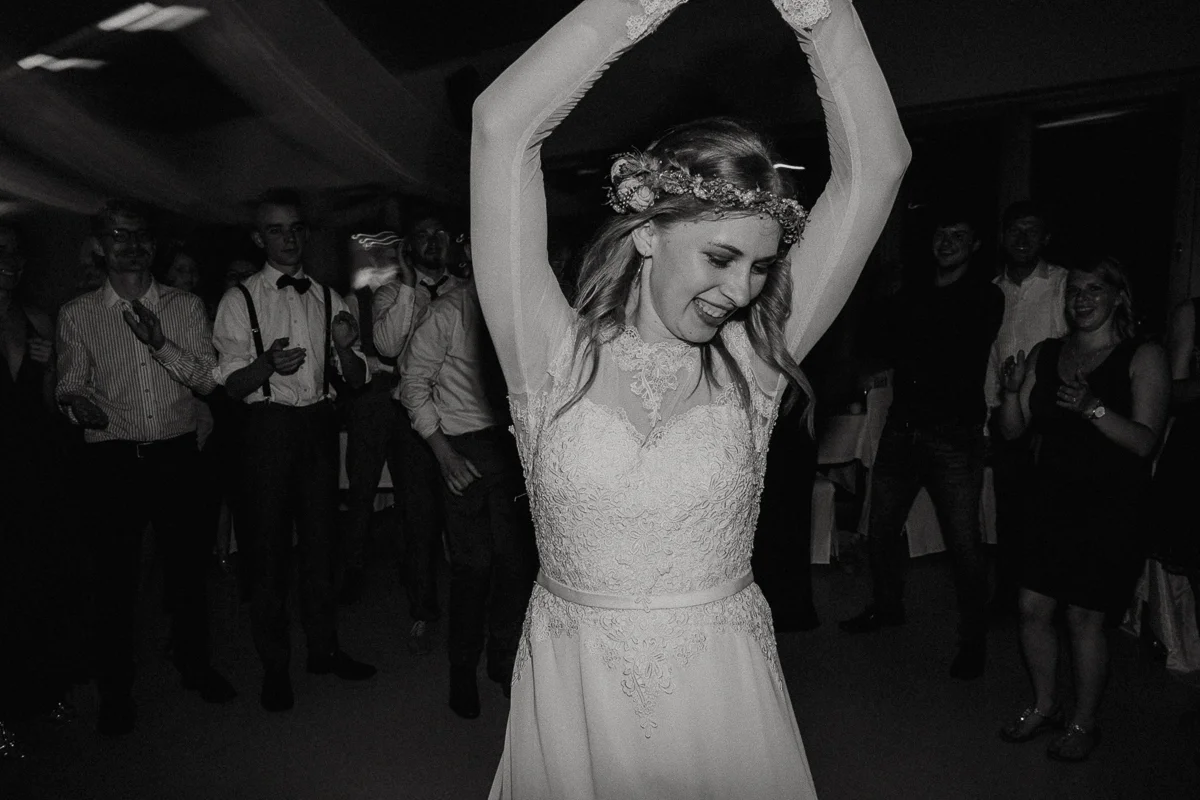 wholeheartedweddings-TimoMatthies-weddingphotography-moody-Melanie-Henrick-Mannheim-098.jpg