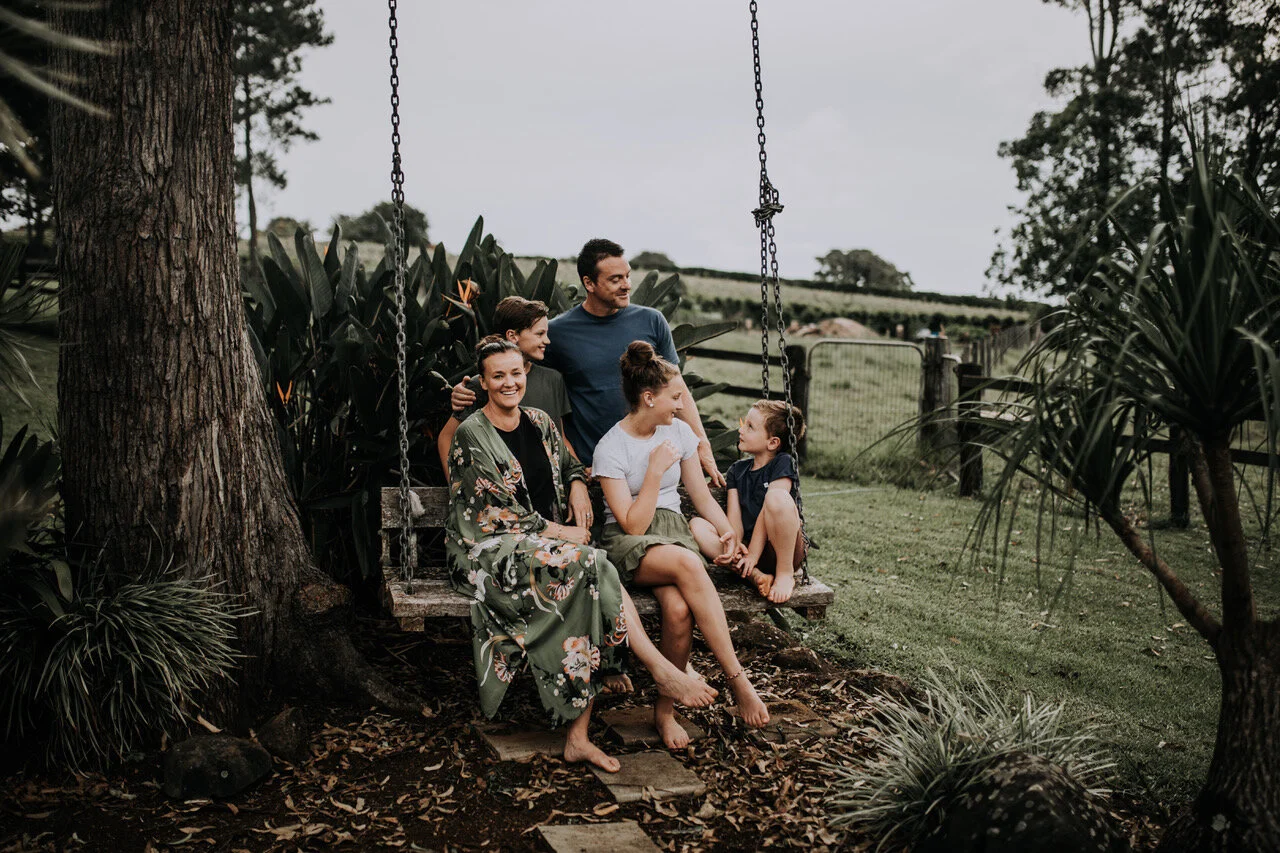 Born To Fly... Remembering The Precious Babies Who Have Left Our Arms Too Soon by Tamara Whittaker