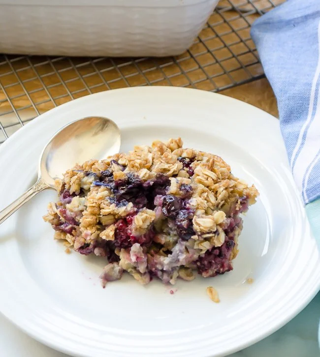 Recipe: Blueberry Oat Bake by Jenèt Morrison