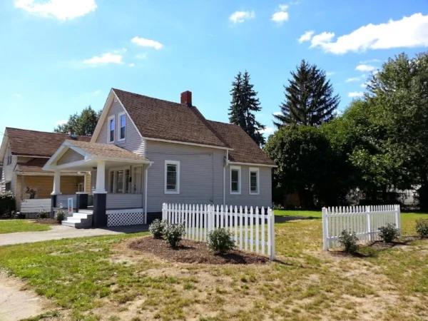 Cleveland Slavic Village. Photo via NHC Open House Blog .
