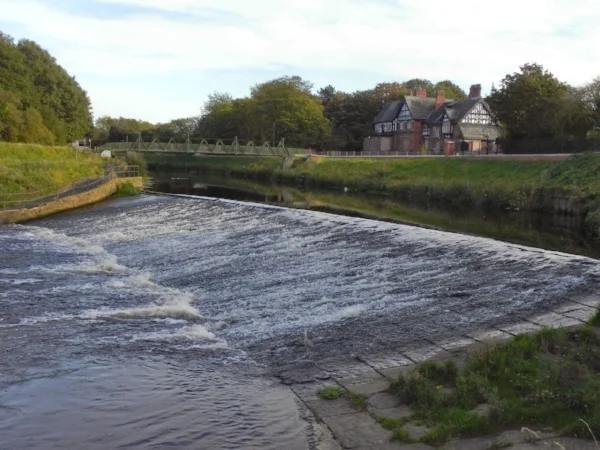 River Mersey. Photo by David Dixon .