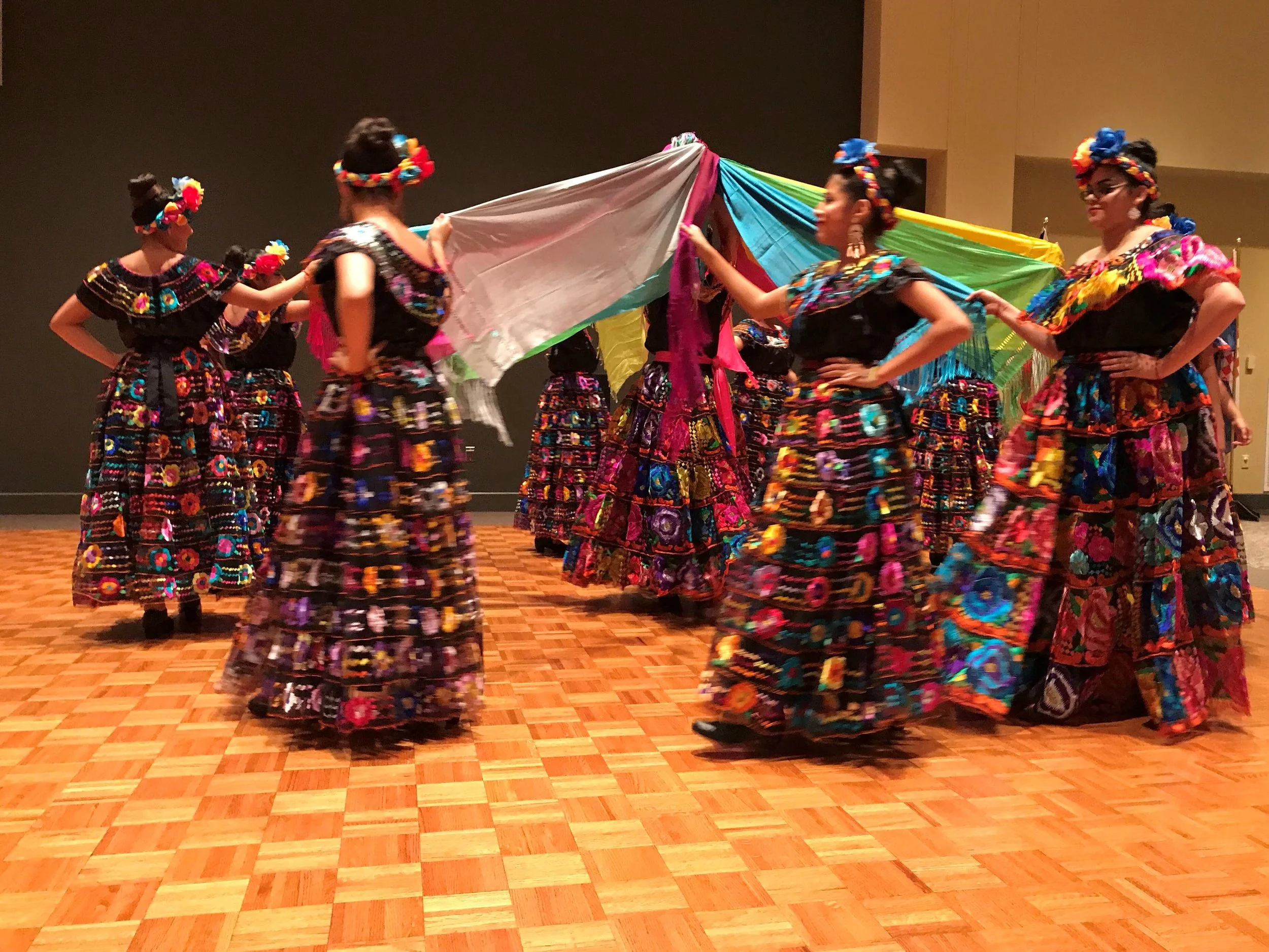 Dancers entertained at the International Dinner!