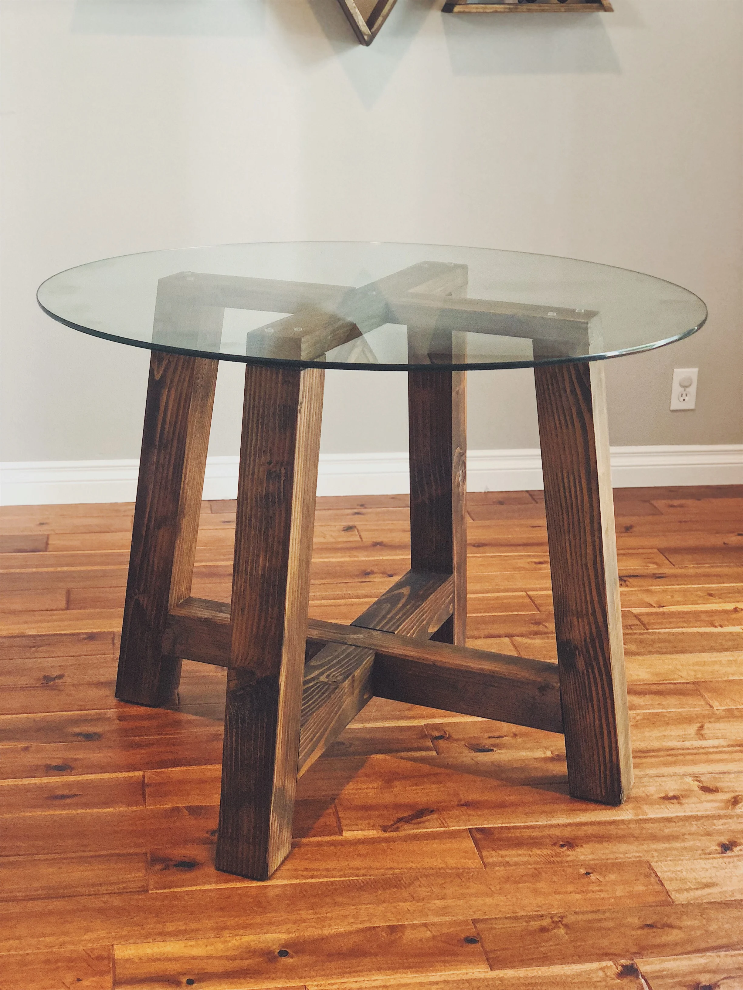 Glass / Wood Round Dining Table 