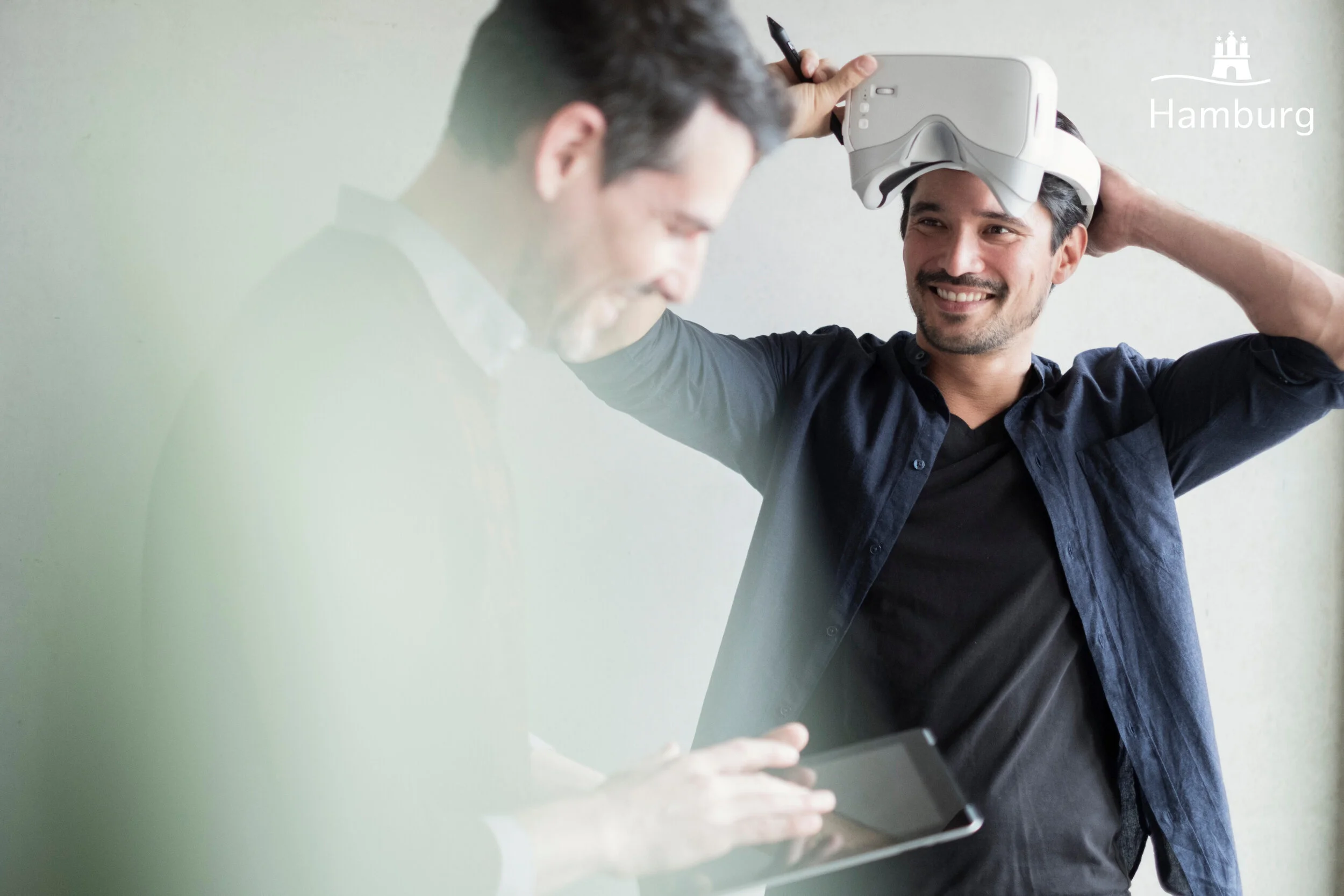 L-Testen der VR Brille.jpg