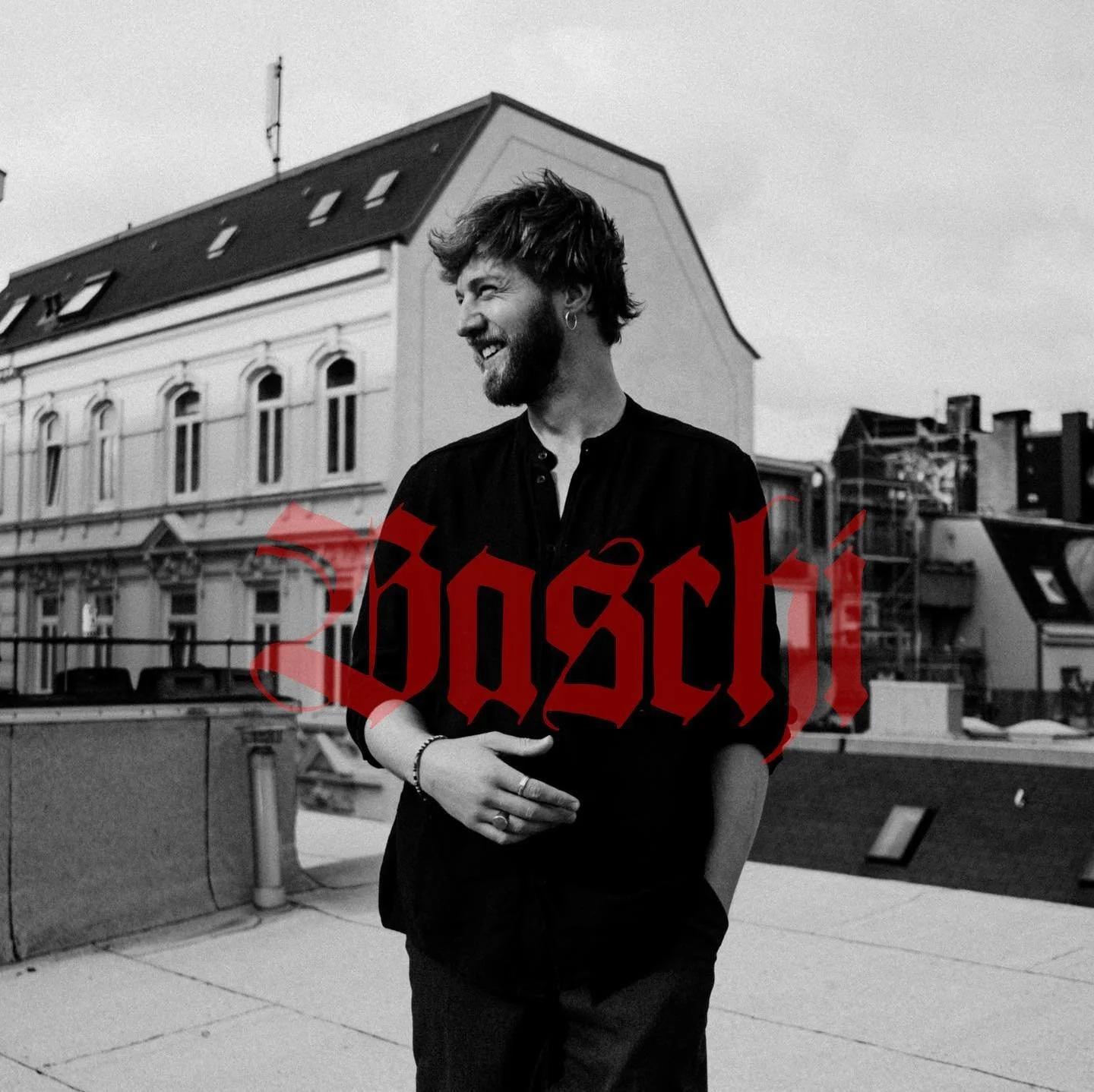 with my buddy  @tammitammosen 🤝❤️

#iamtimosommer #portraitphotography #portrait_vision #portrait #rooftop #portrait_perfection #hamburg