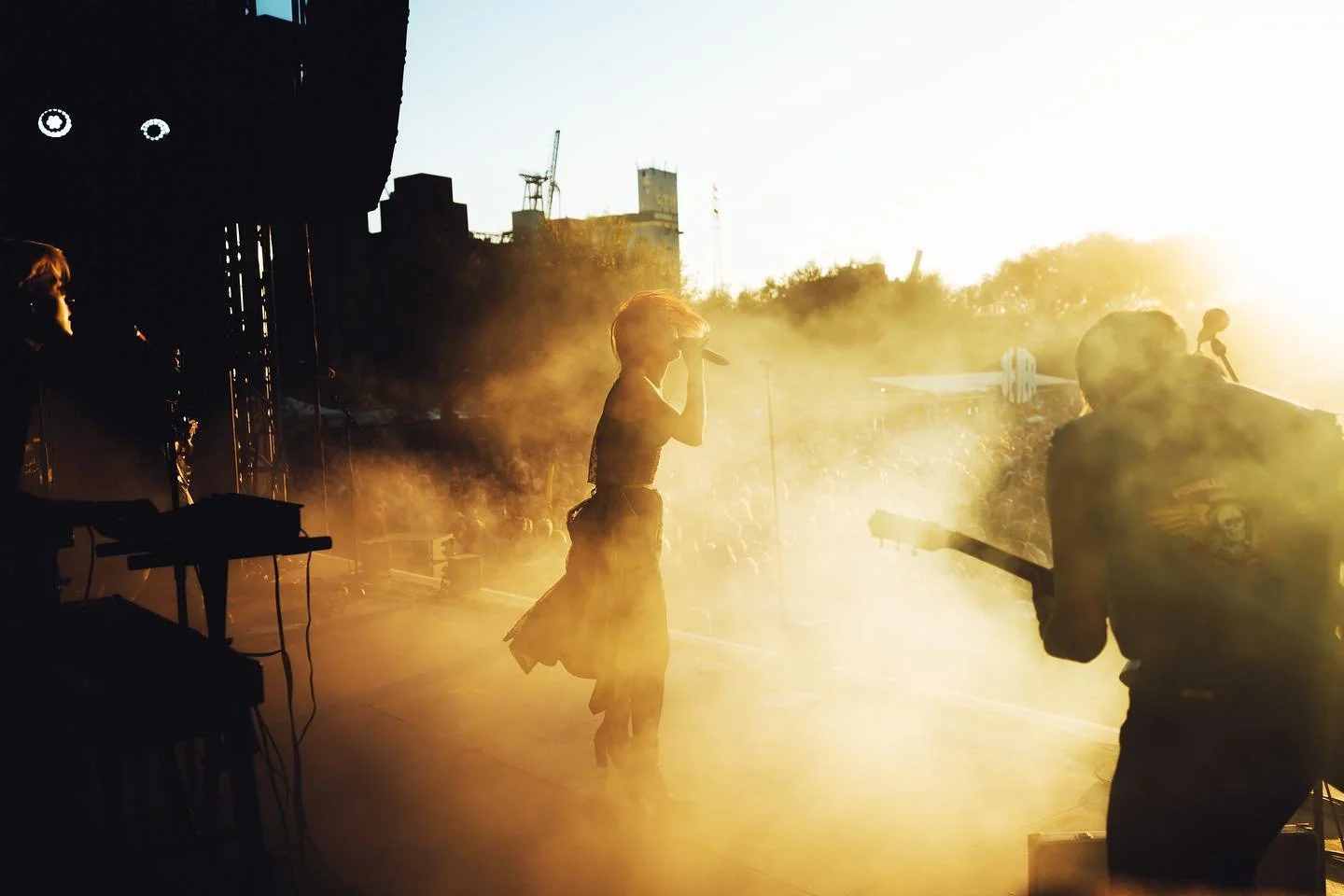 on stage with @alli.alli.alli.alli 

#dockville #festival #summer #friends