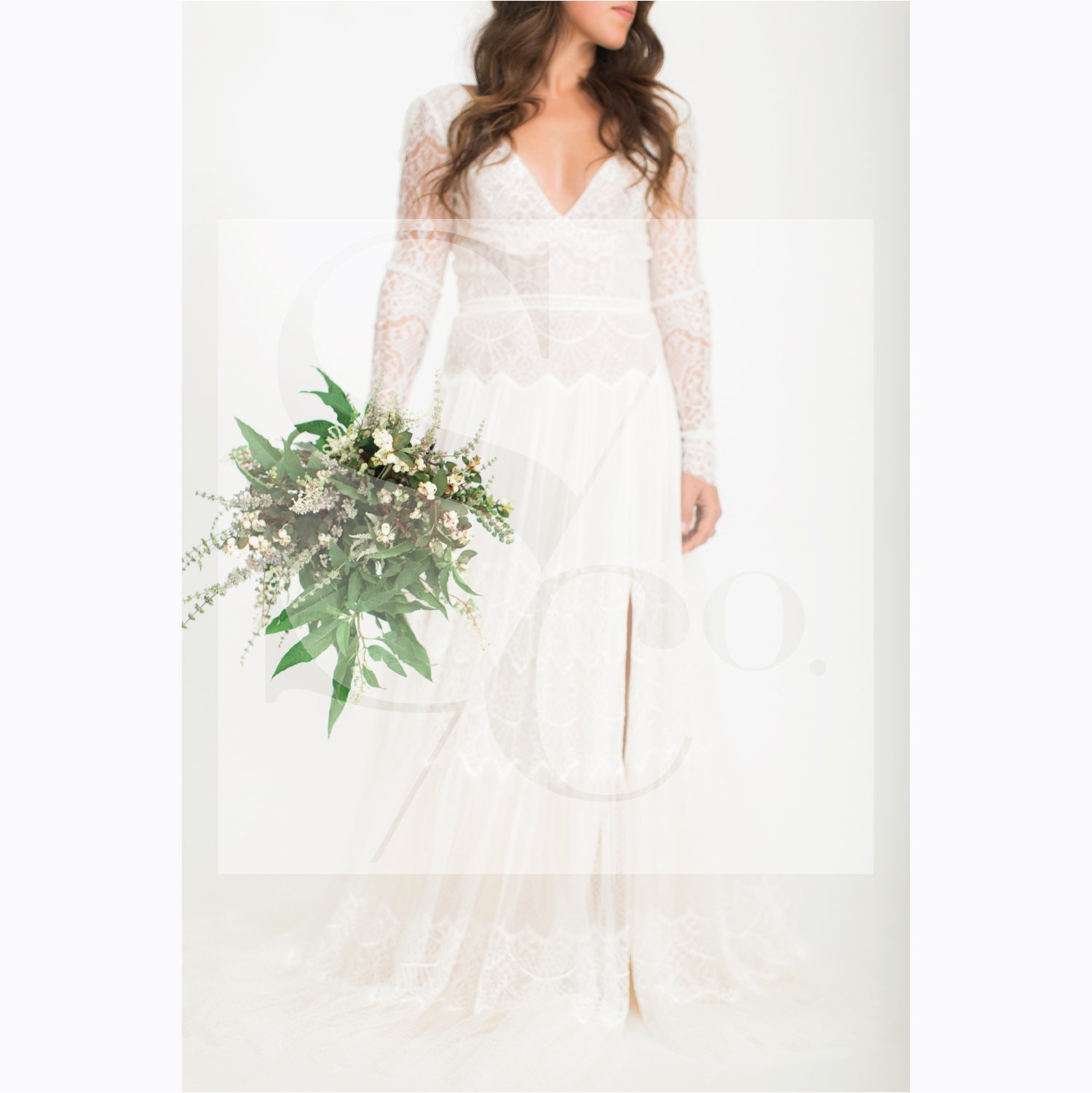SourcedCo-Fit-For-A-Queen-Dress-Look-1-Bundle-Listing-2.jpg