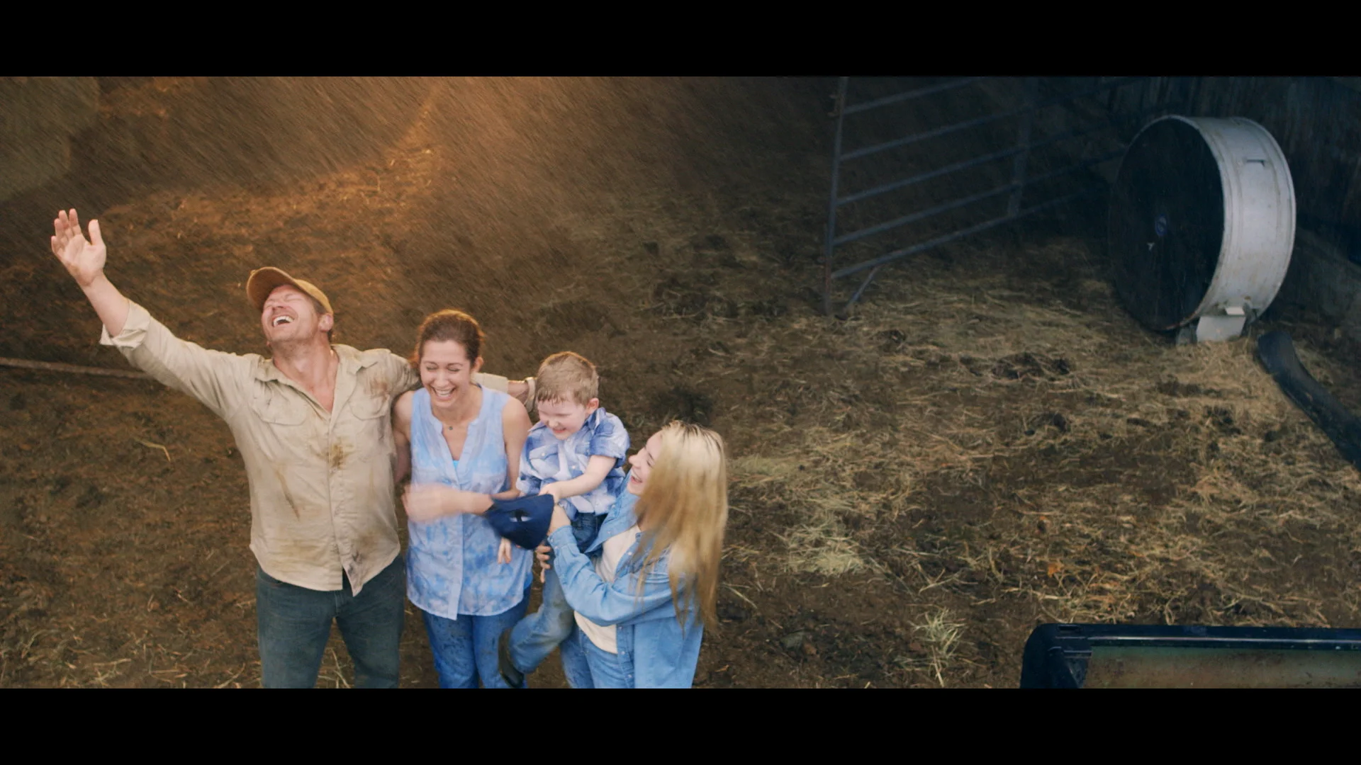 Reel16.00_03_01_26.Still017.jpg