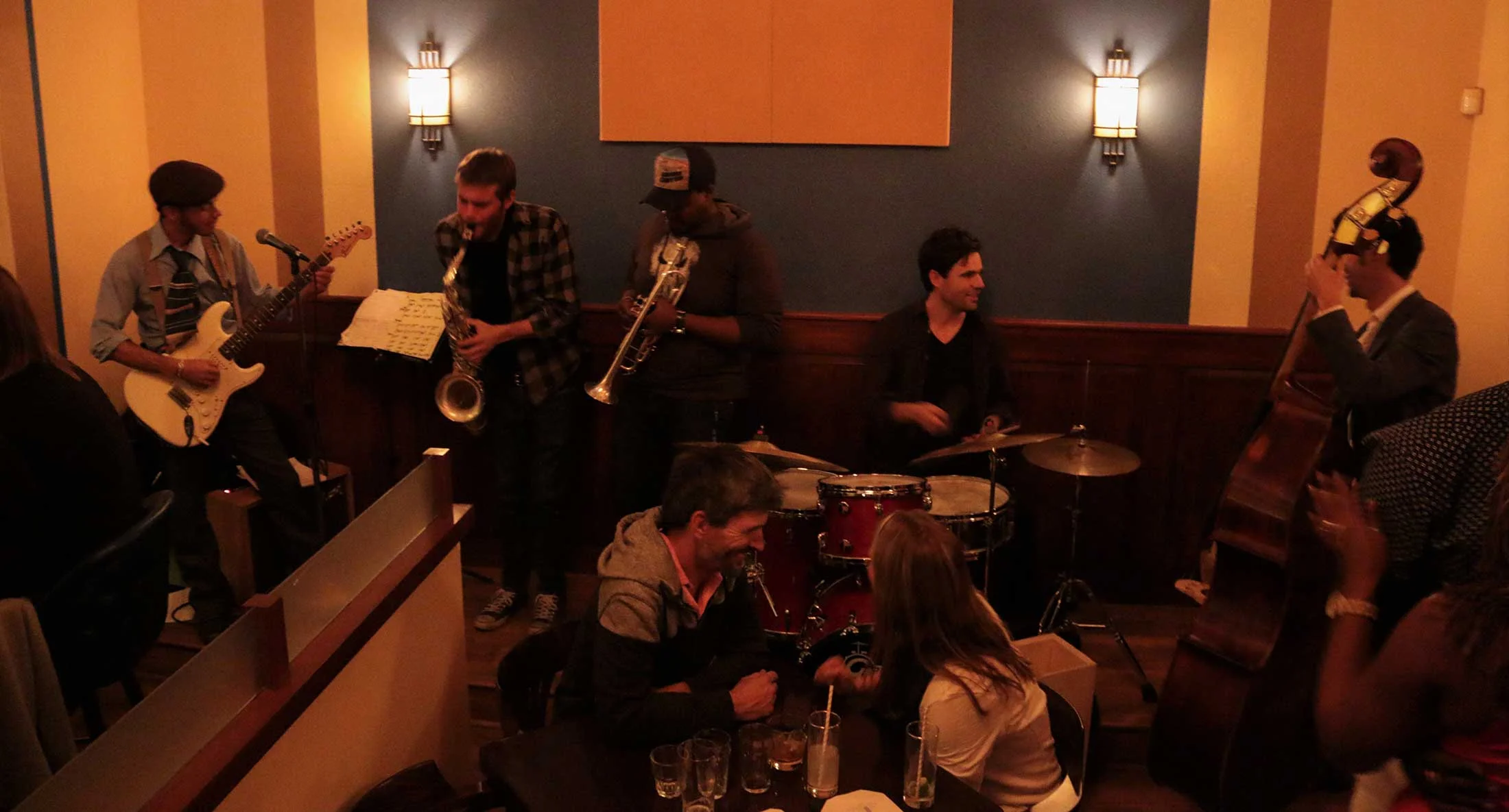 tonic-jazz-bar-3.jpg