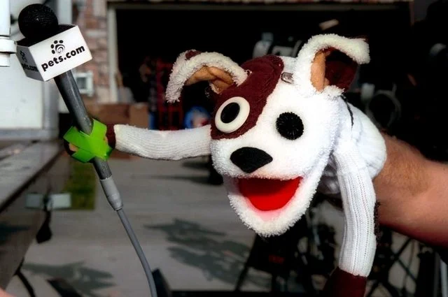 Wage Watch, NASDAQ 5000 and Sock Puppets