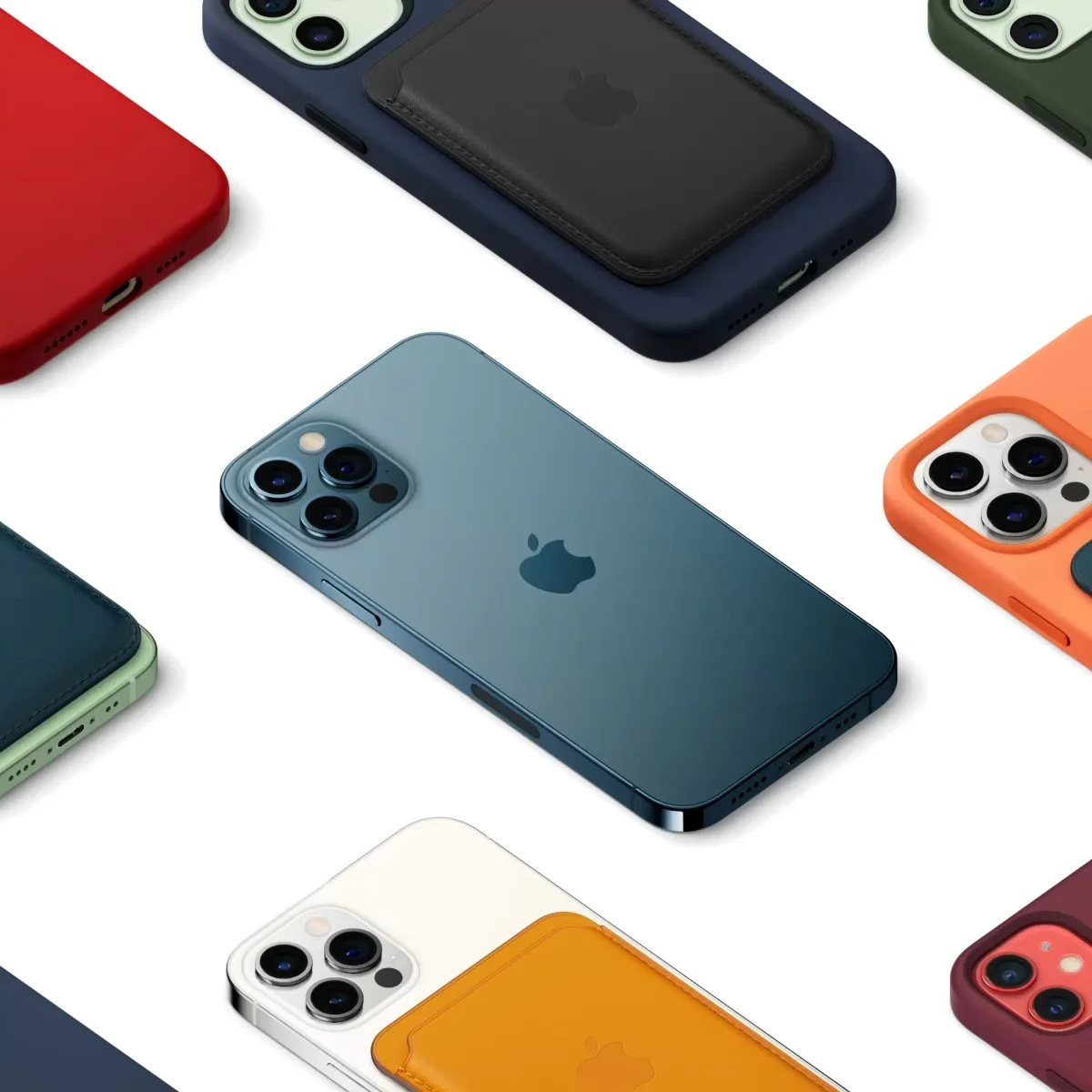 Iphone_12_Studio.jpg