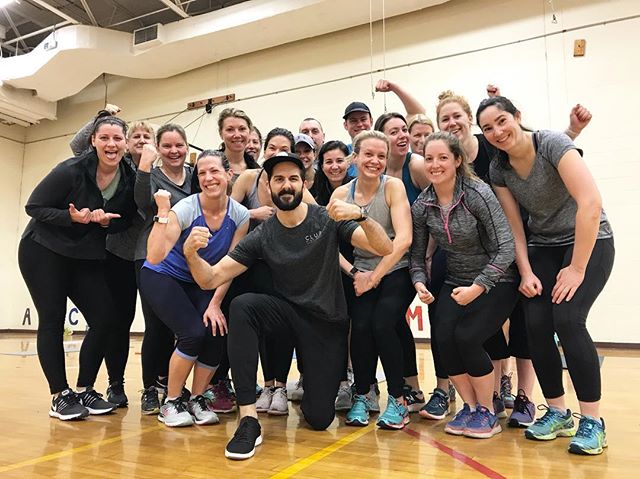 Rise N&rsquo; Sweat 💦 the crew is kicking it through the last month of indoor #bootcamp before heading back to bunkerhill Monument for our outdoor season 💪🏻