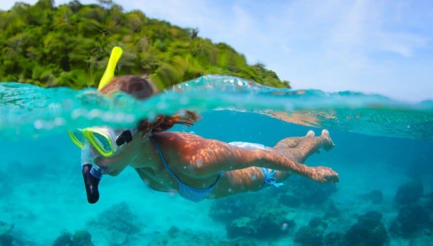snorkeling-in-the-surface.jpg