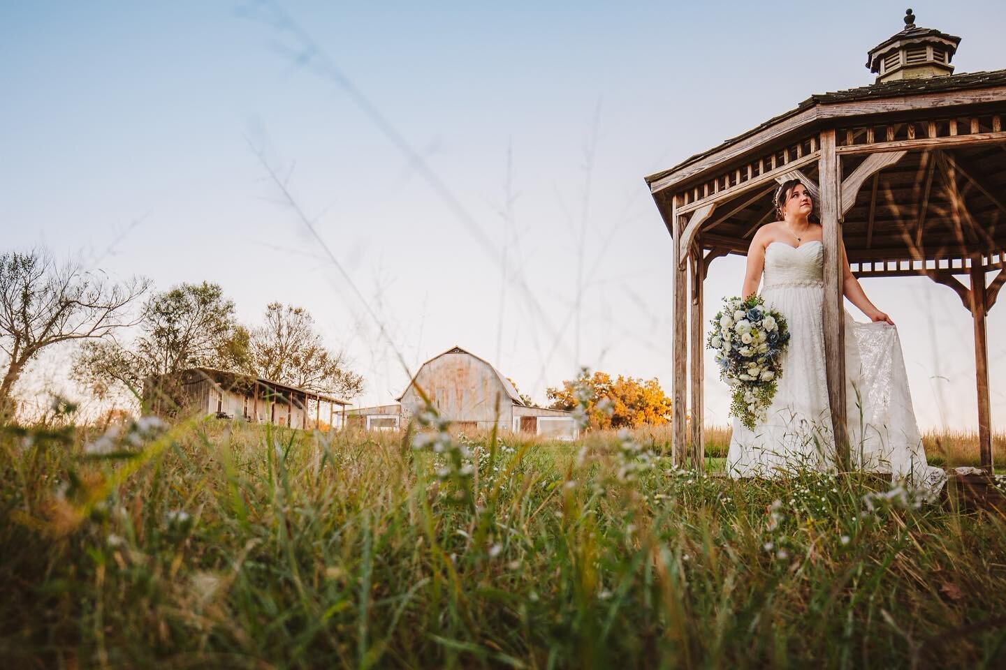 This Starlight Beauty! 
.
Hair &amp; Makeup: @kmoverton814 
Dress: @davidsbridal 
Venue: @starlightmeadownc 
.(so I know I&rsquo;ve been neglecting my SM but get ready for my catch-up 😜)
.
#bridals #starlightbride #osbornetolove #weddingphotographer