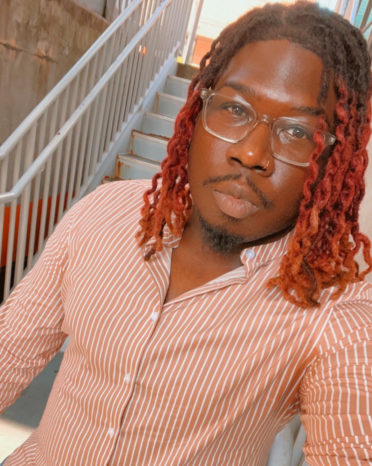 Keep your style on point and your head up high. You never know who you'll inspire today!

#inspire #styledbyfashionmr #lookgoodfeelgood #smize #styleinspo #blessed #lovingme #dreadhead #walkinpurpose #atl