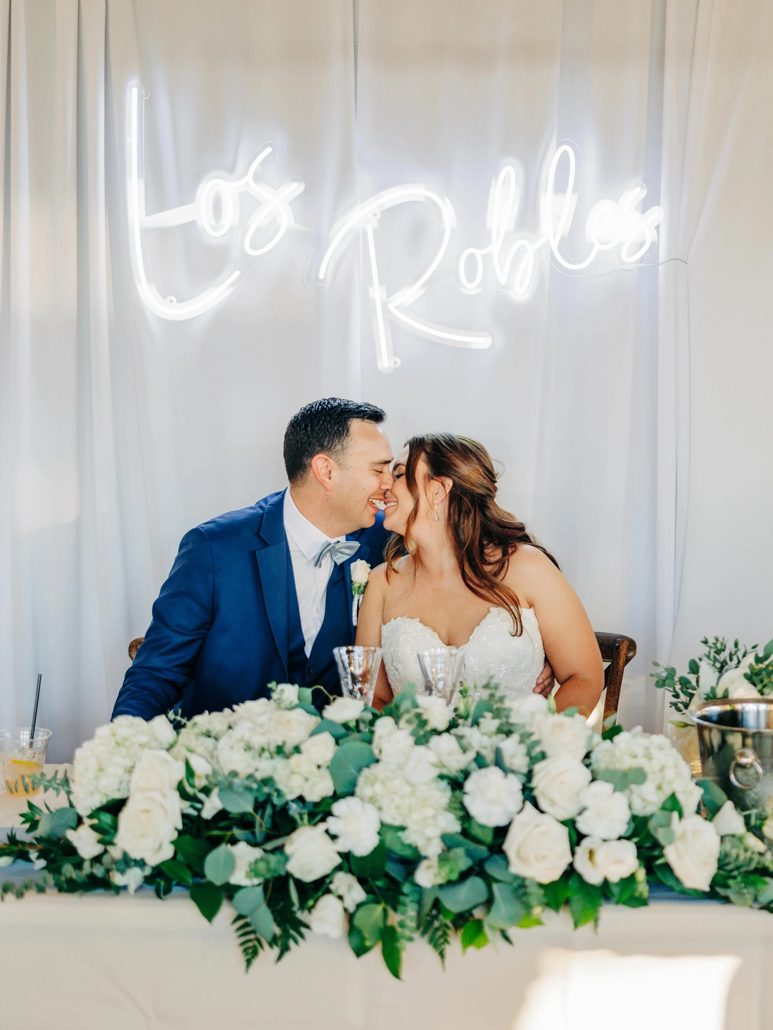 Loved every bit of Carson &amp; Dana&rsquo;s wedding day, including their head table ✨
