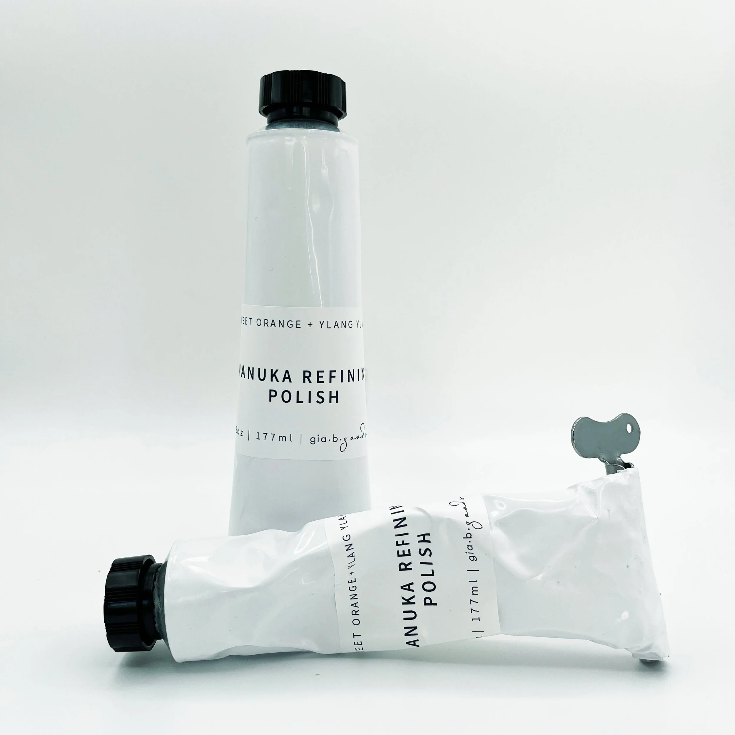 It took years to perfect my newest, plant-powered formula&hellip;&nbsp;

The solution was two-part: 1. finely ground walnut shells + pink Himalayan salt for texture + exfoliation, and 2. a smidge of natural coconut surfactant to keep it on your skin 