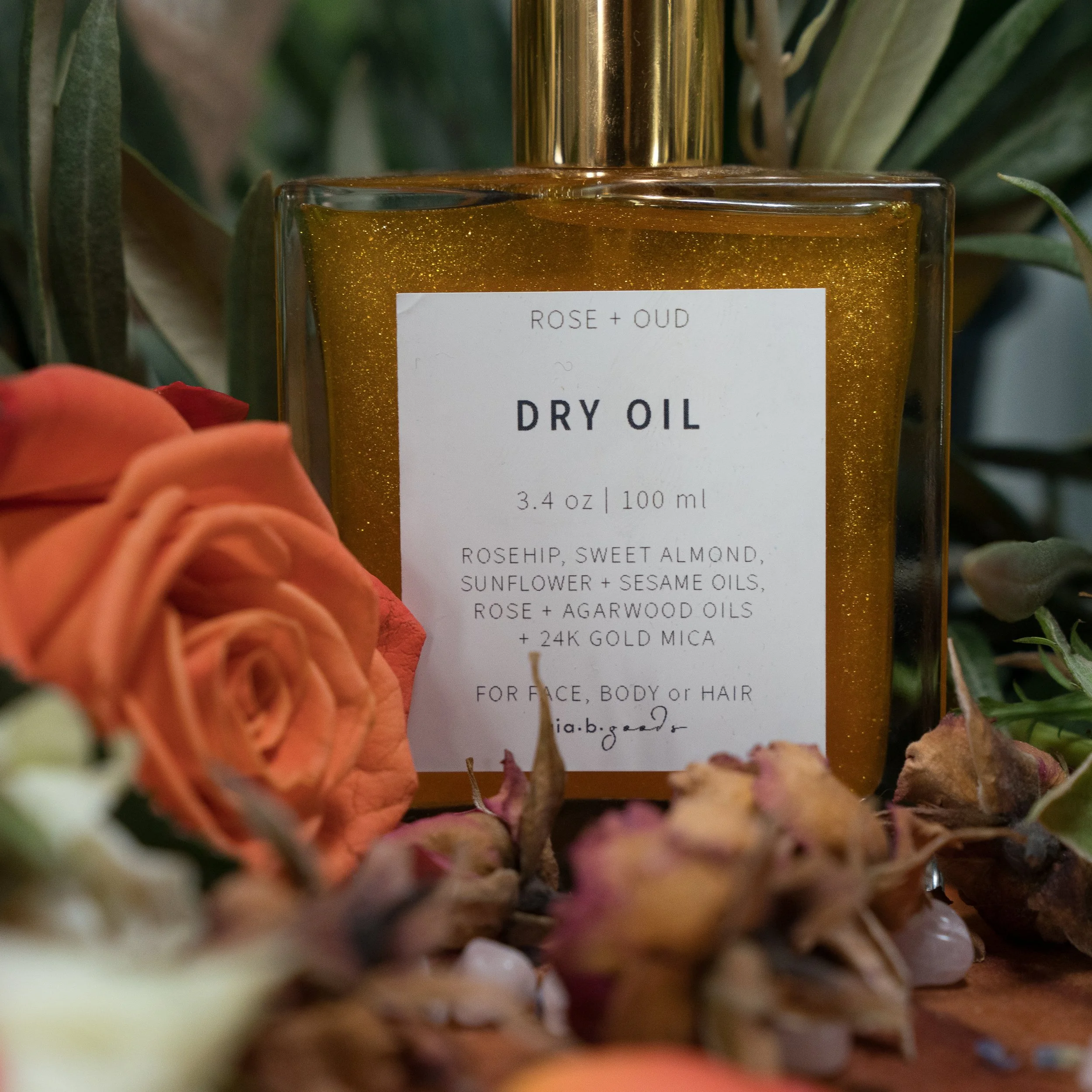 rose-oud-dry-oil.jpg
