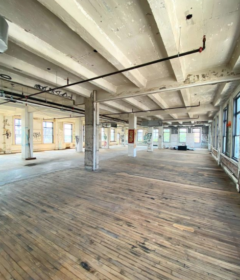 915 Spring Garden: Creative Space