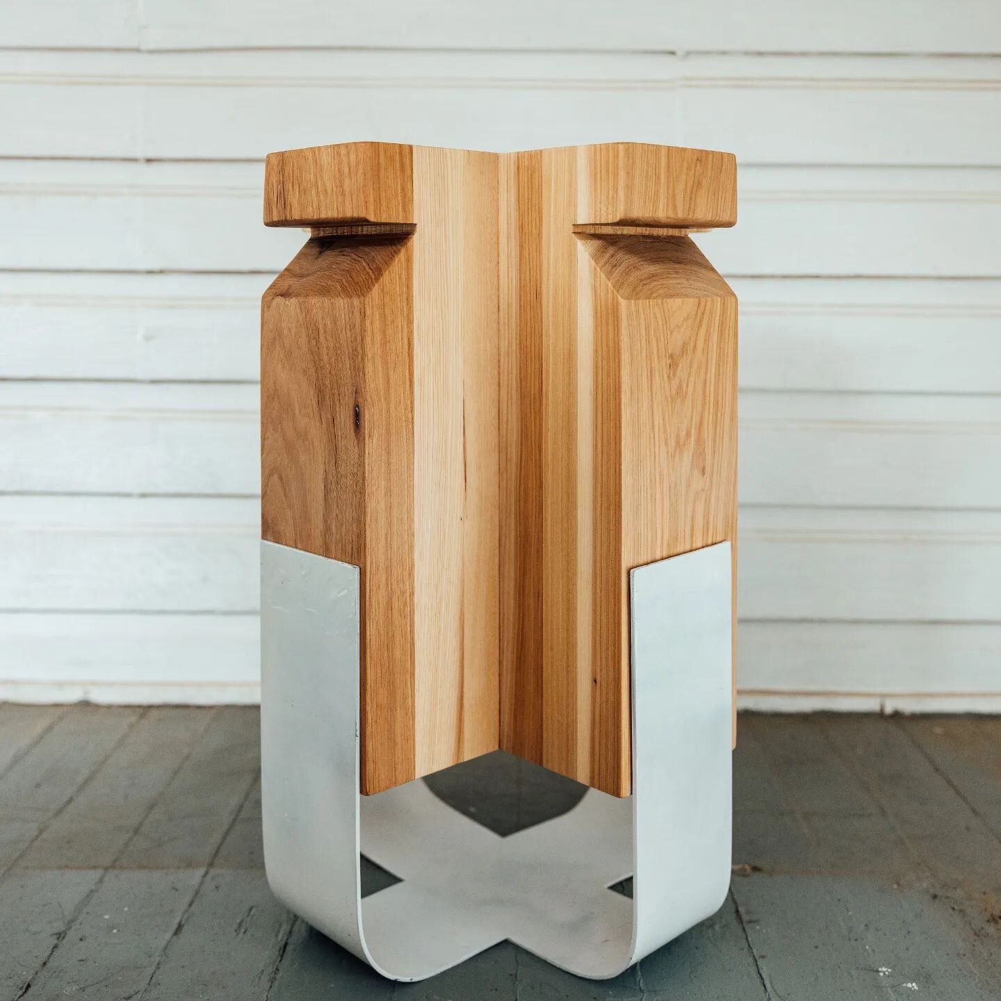 Get your #Pilaster #SideTable today - shown here in #hickory and white steel, this solid beauty is balanced and beautiful, and made to show off that delicious #endgrain. So, what wood and what color base would you imagine? 
.
.
.
.
#woodworker #Custo