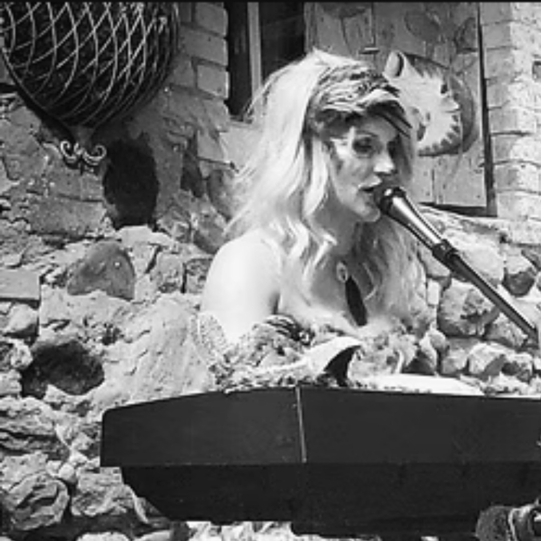 Windy Hope Live @ Club 400