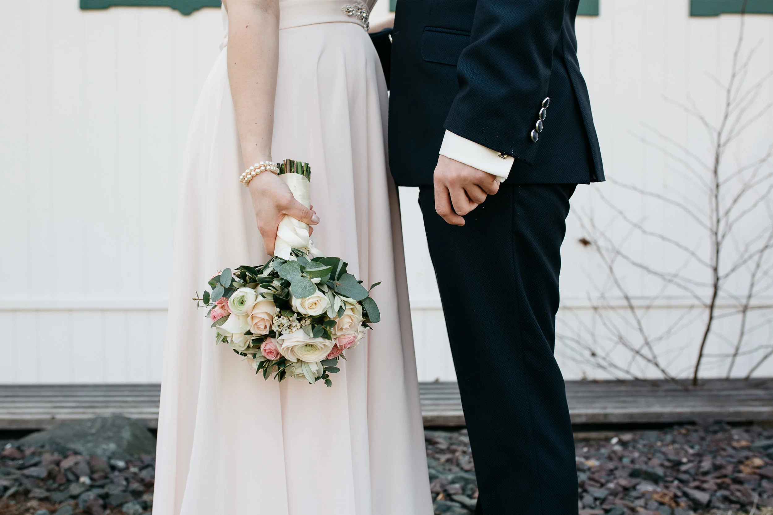 spring_lake_wedding_in_white_rose-19.jpg
