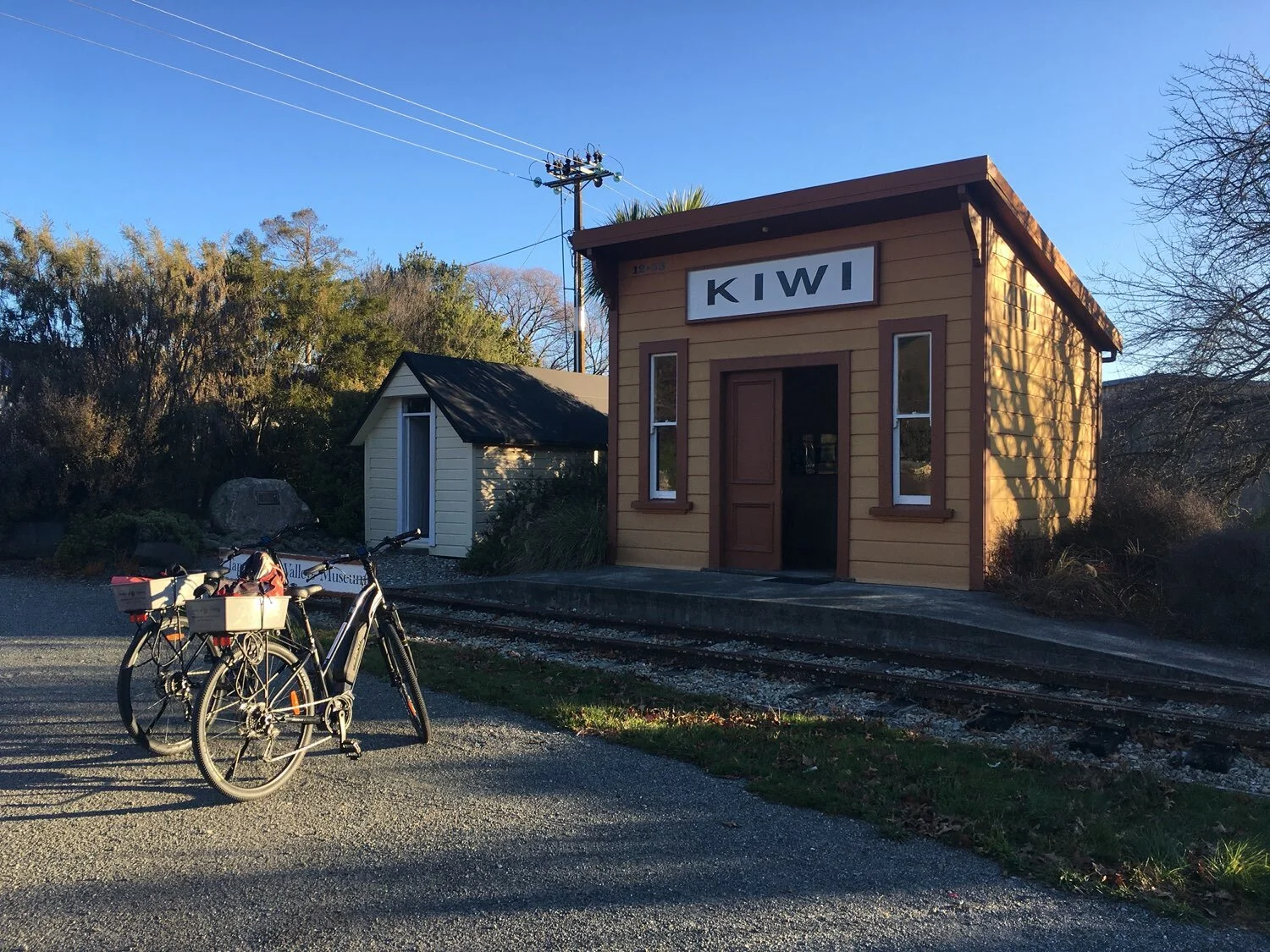 kiwi-station.jpg
