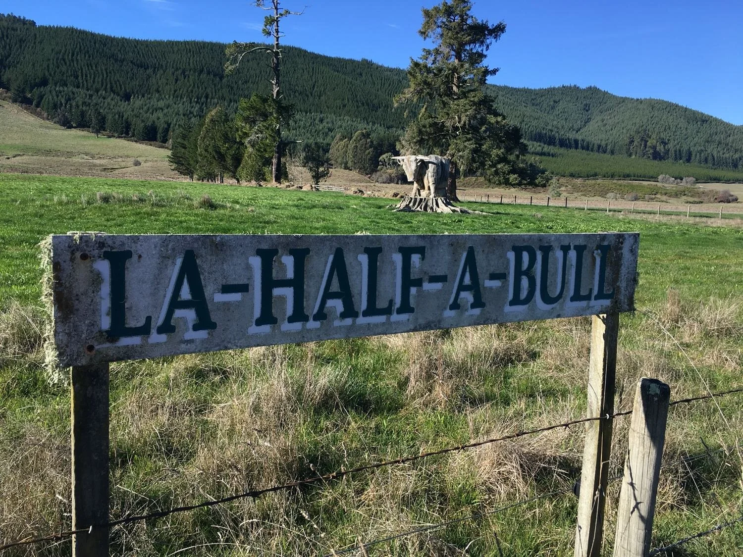 La-half-a-bull sign