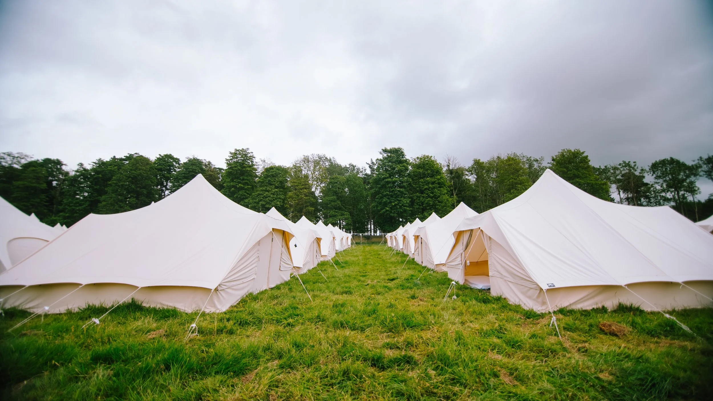 glamping build and break crew 2026
