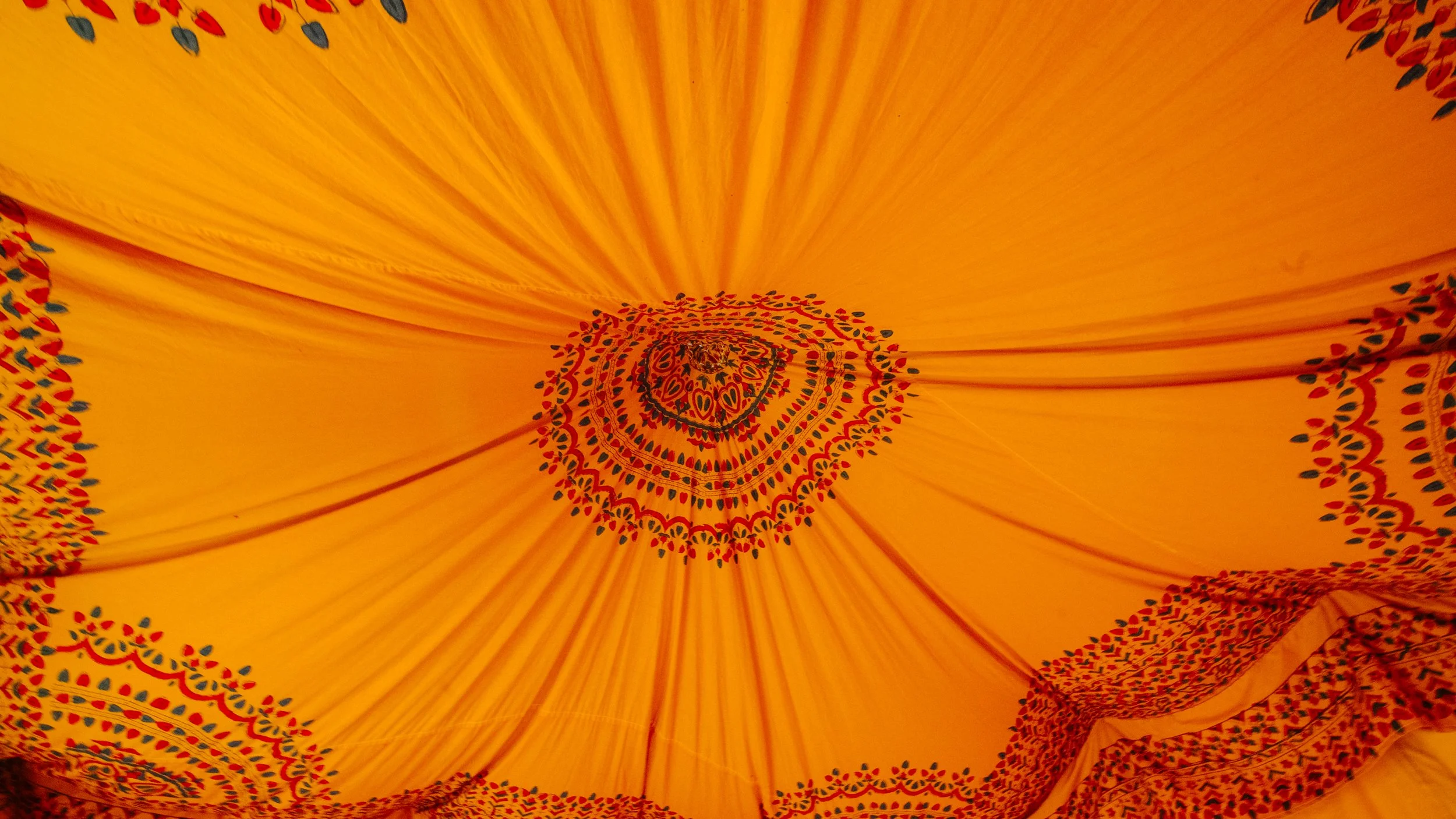 Mini Bedouin Interior 6.jpg