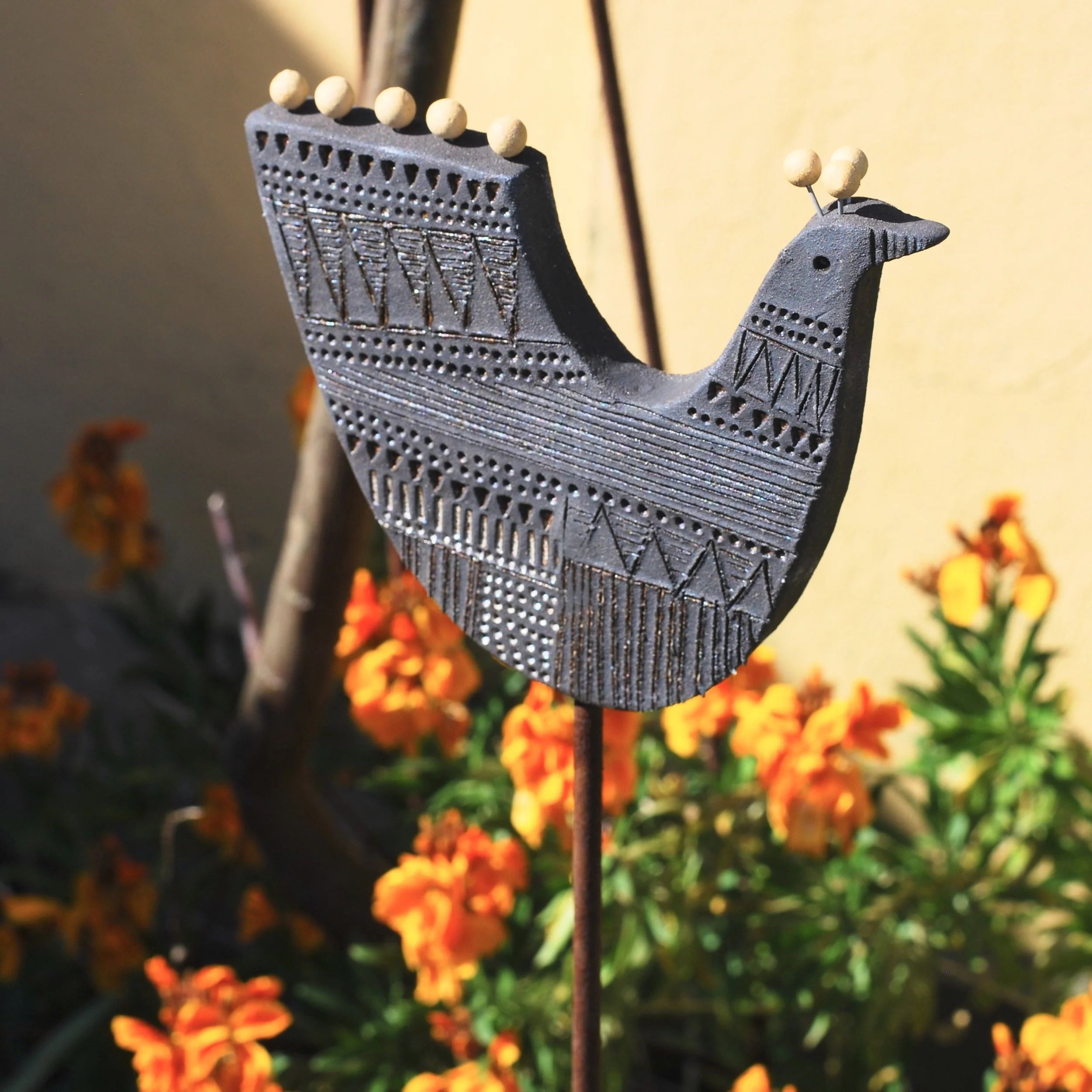 Bird Garden Sculpture ornament // Black