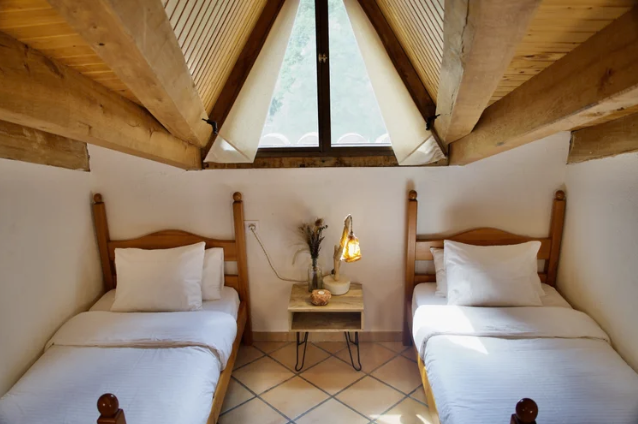 Twin Room Amara Spain Cacao Training