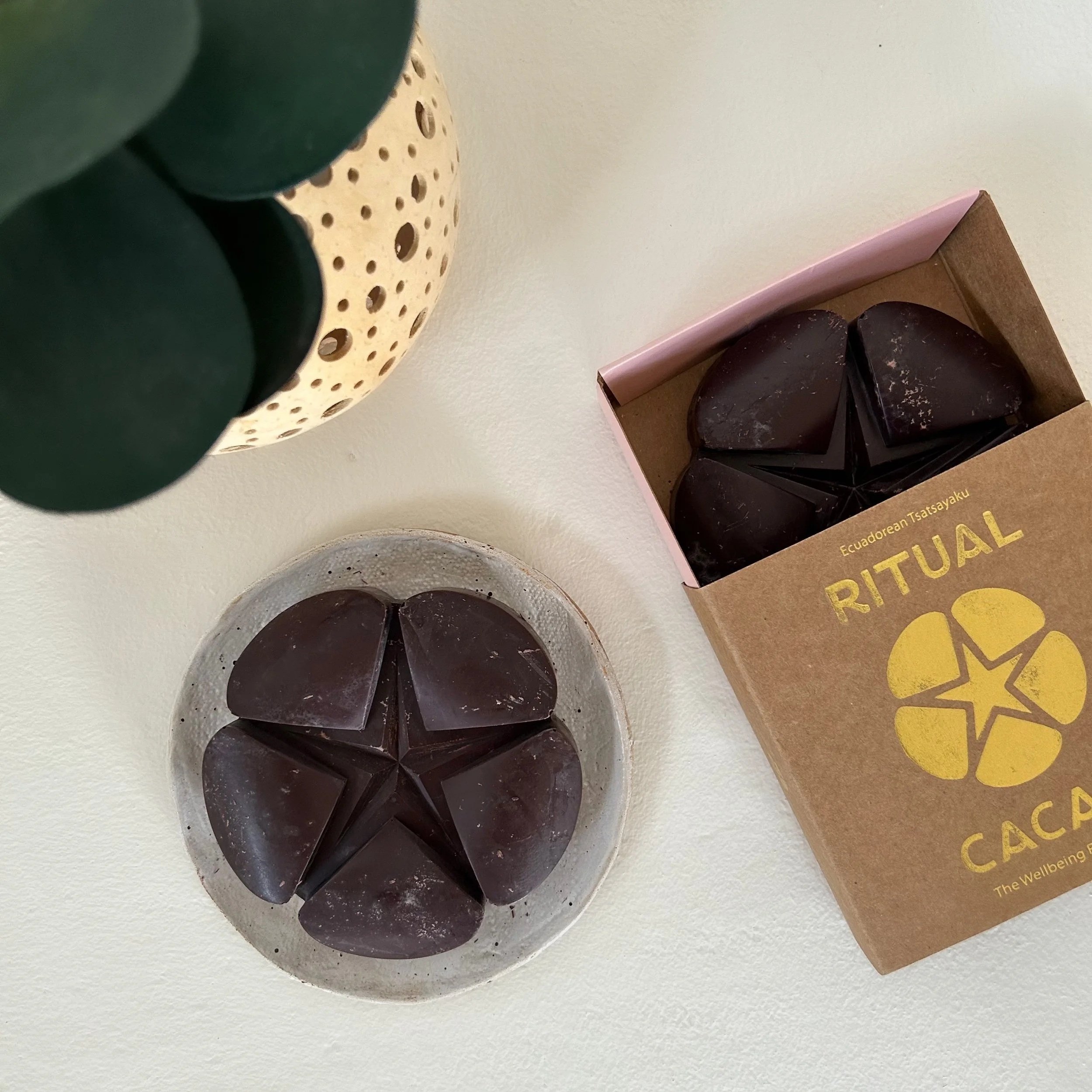 Cacao pods in recyclable packaging ready for use