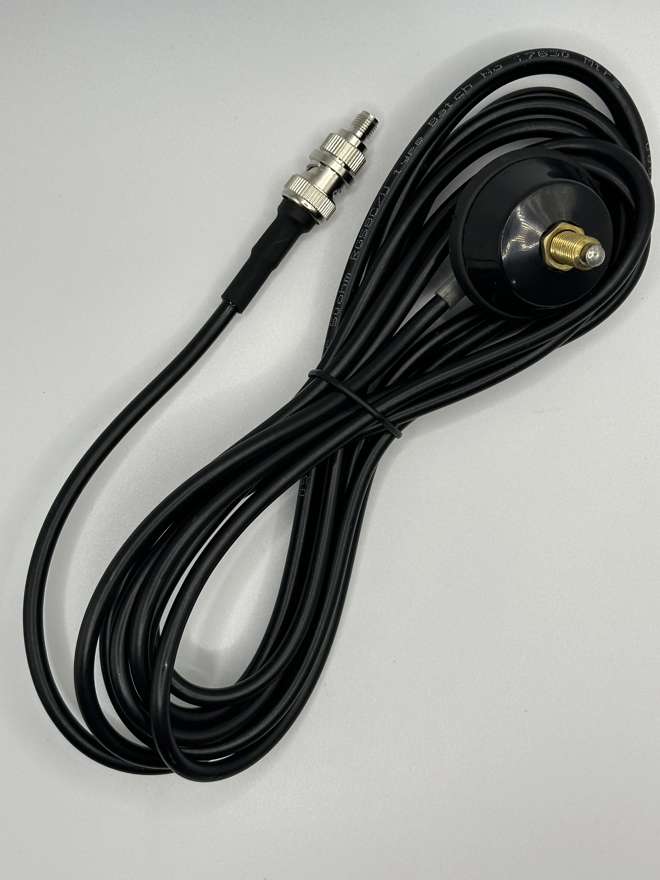 Standard External Antenna Base & Cable