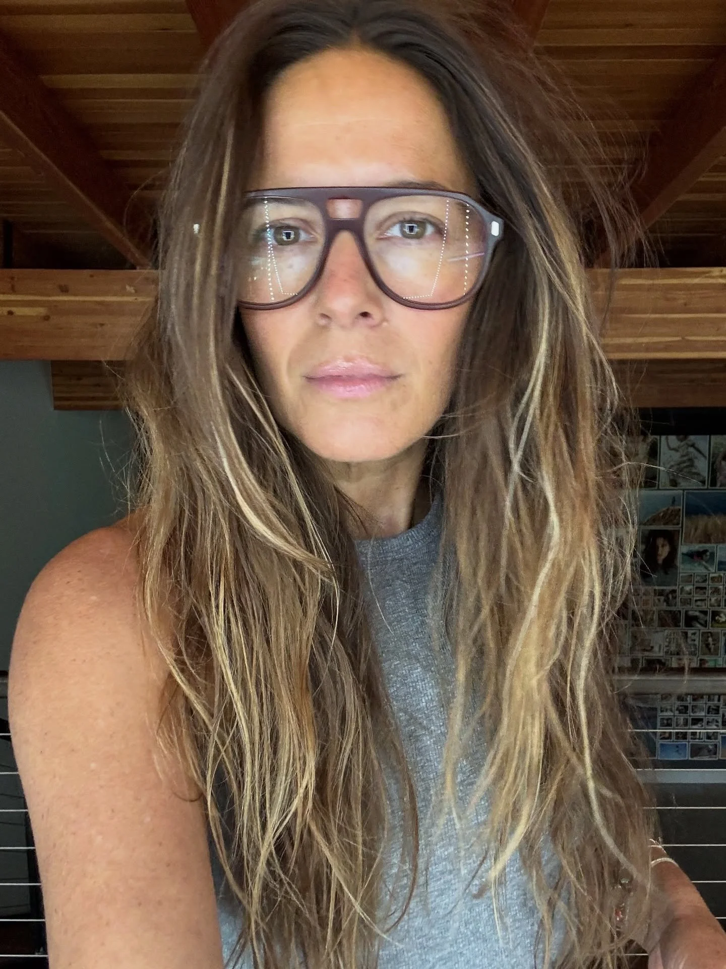 changing leaves
comment &ldquo;fall&rdquo; for links
@fpmovement-pant
@caddis_life -glasses
@saltyface -skin 
@itsmessy -hair