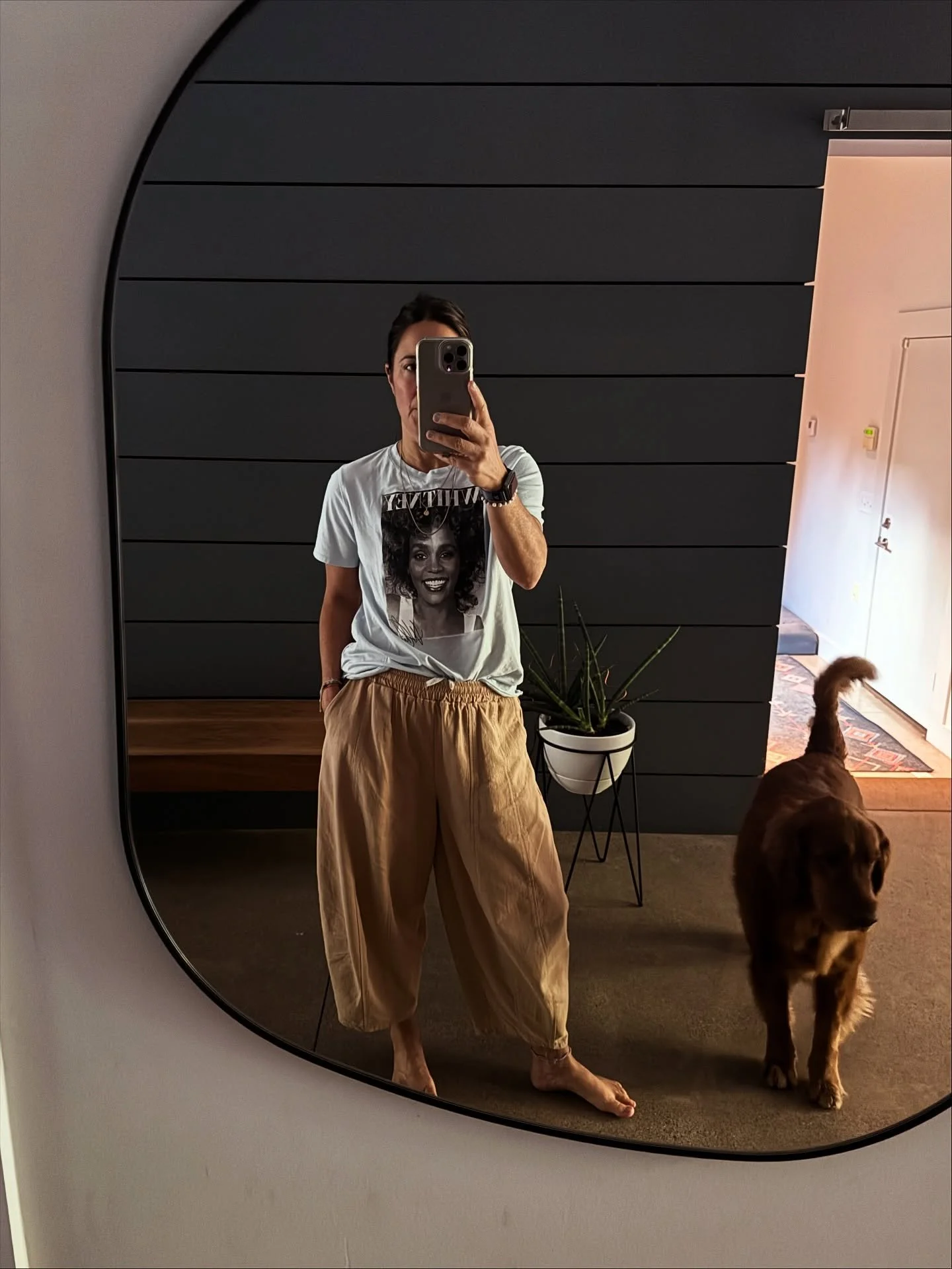 comment &ldquo;pants&rdquo; for links
pro tip&bull; find a style you feel great in and mix and match tops for variety through the season