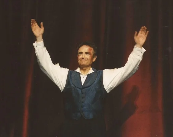 Carreras taking a bow after performing the title role in the opera Sly