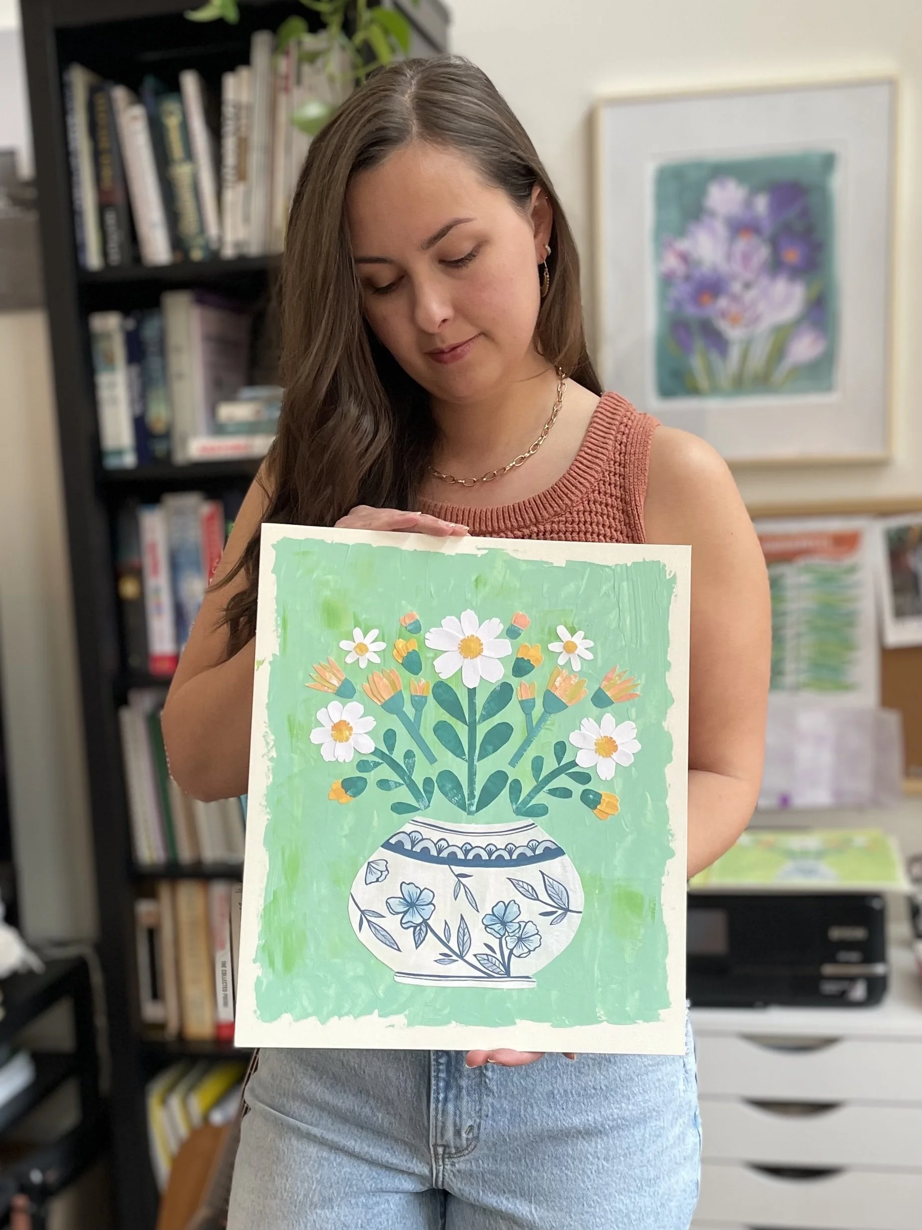 Kellie-HoldingVase.jpg