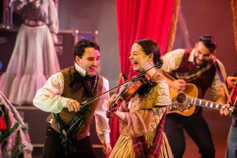 Dundee-Rep-A-Christmas-Carol-credit-Tommy-Ga-Ken-Wan-4.jpg