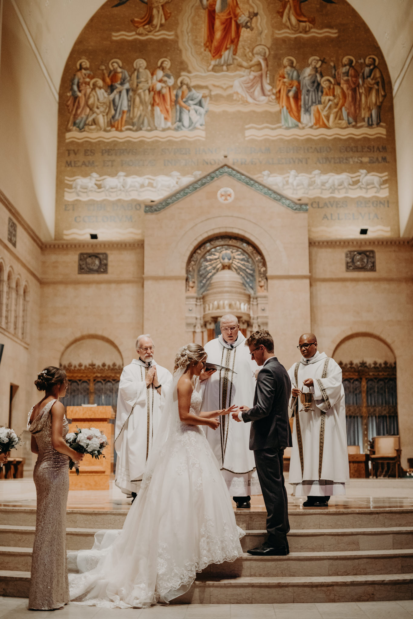 MarquetteMichiganWeddingPhotosMichiganWeddingPhotographerUpperPeninsulaWedding-15.jpg