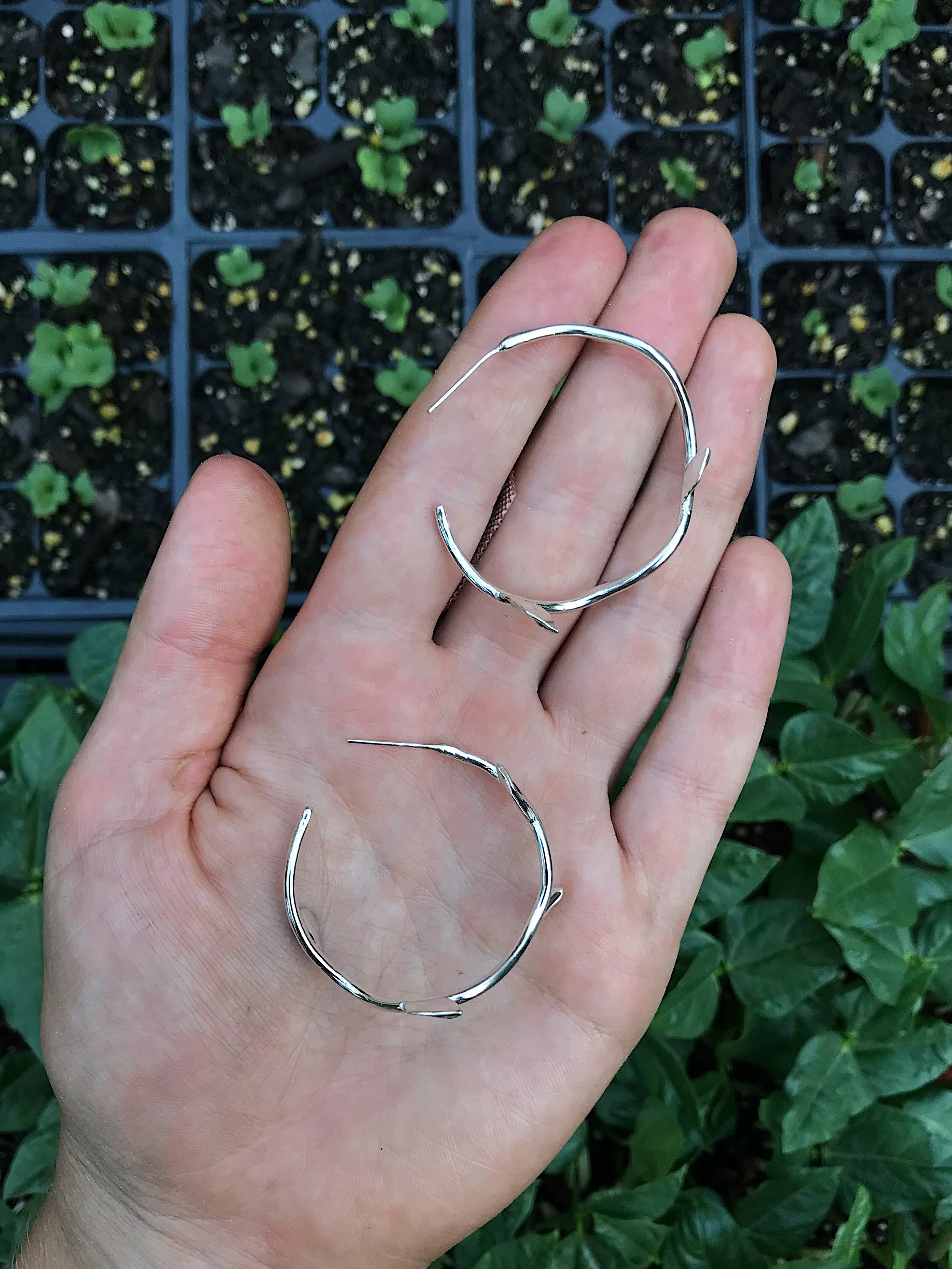 B05932A1-5230-42C7-81A9-91C2A2510084