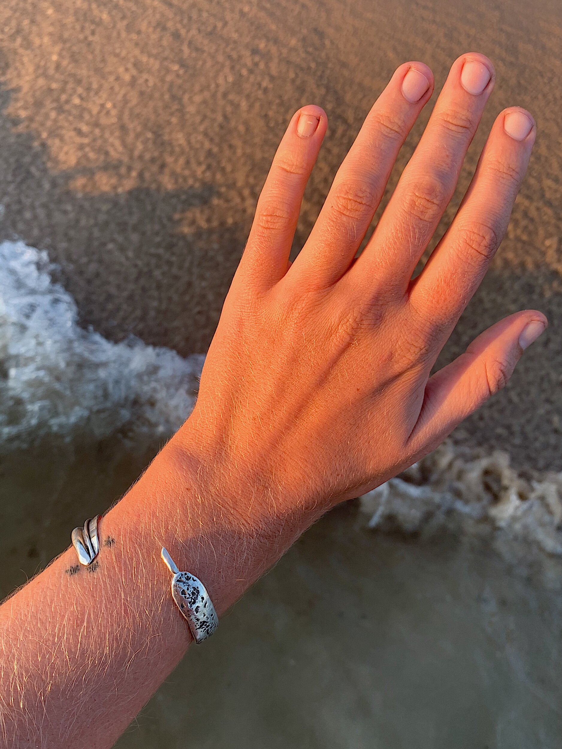 ECD94504-F3B9-41BA-A2A6-EBCEF59B314B