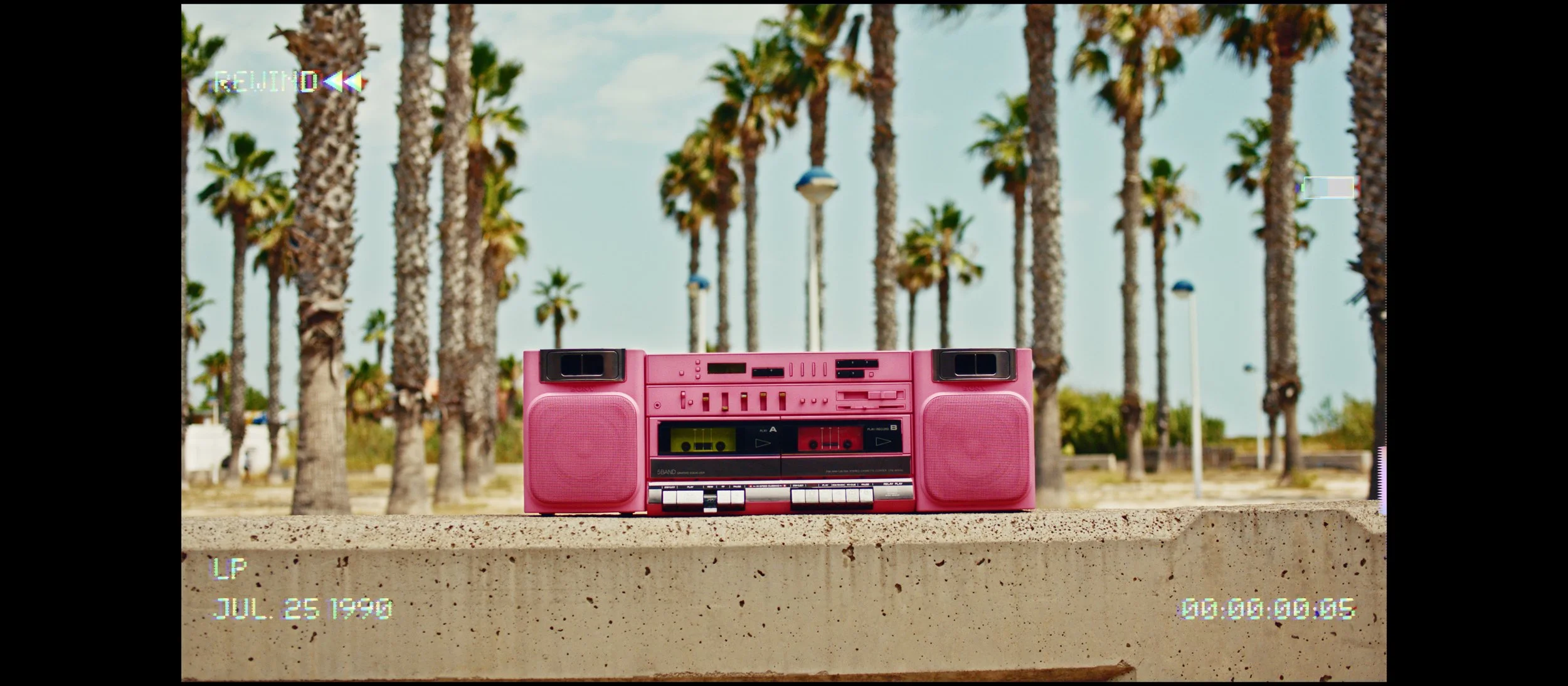 0.Tous Film Def 2x40 Music Nueva.00_00_10_45.Imagen fija004.jpg