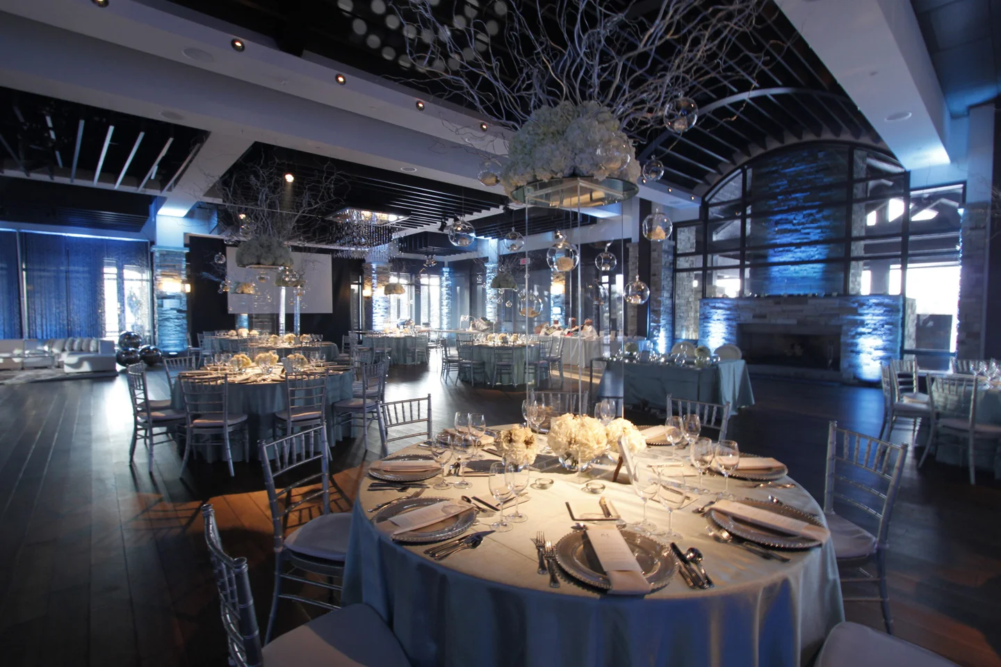 LED LIGHTING