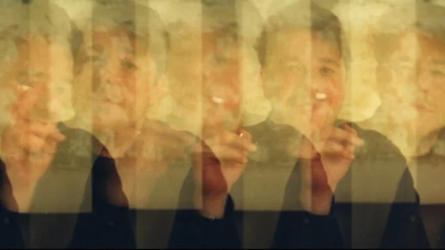  A broken camera and a broken relationship 