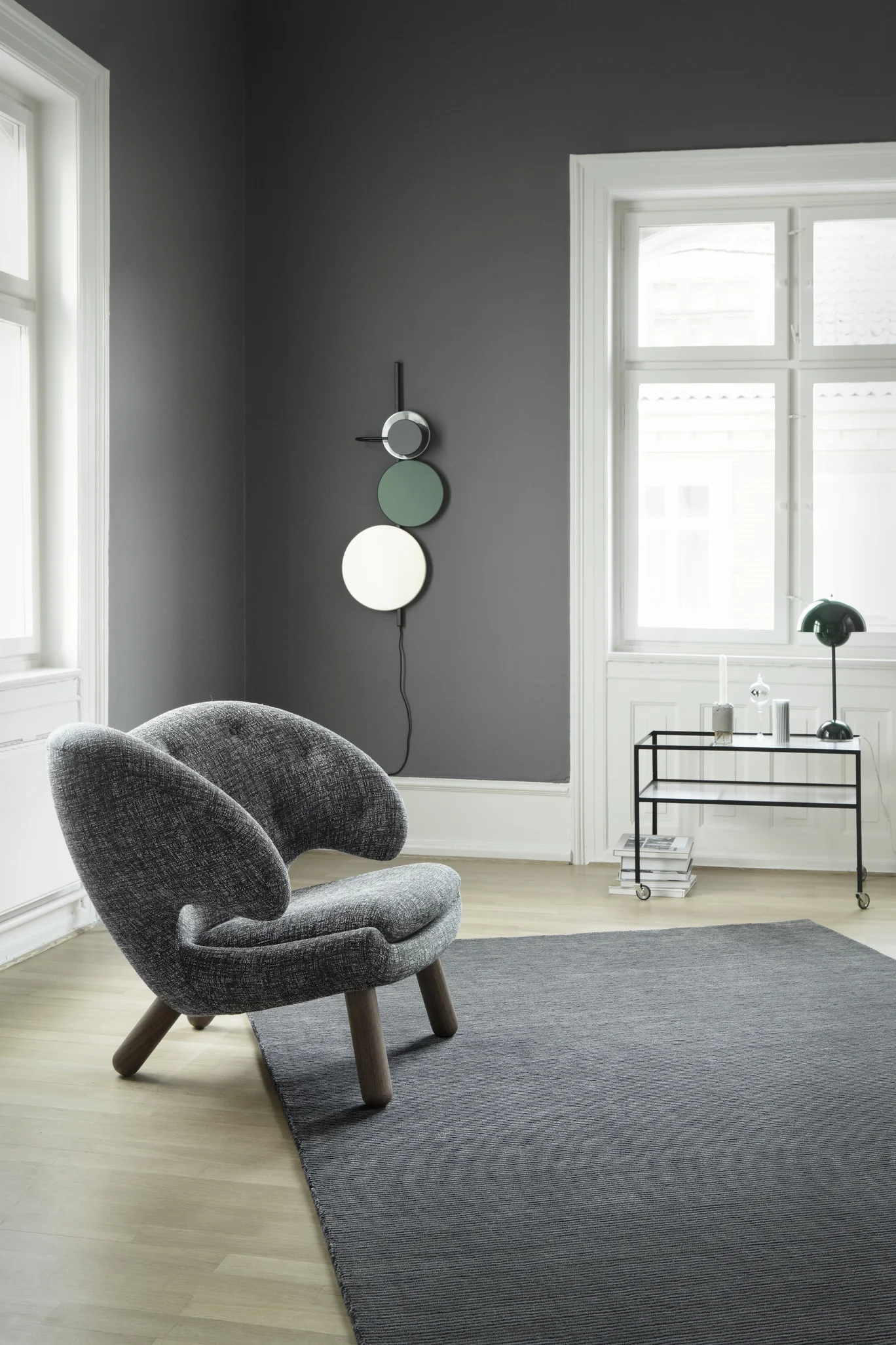 Fabula_Angelica_Rug_Grey_Black_Wool_Viscose_1615_A1_72dpi.jpg