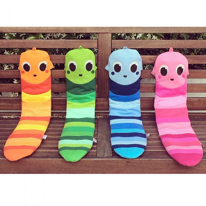 ca-design-yu-yu-hot-water-bottle-warm-worm-pippa