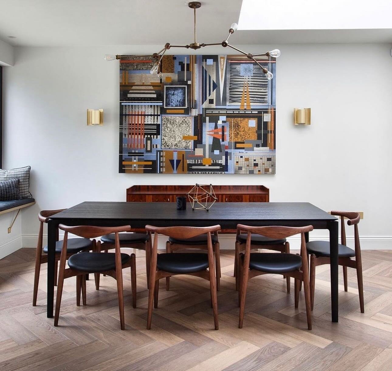 ⚡️Just a few hours remaining of our @ethnicraft sale! ⚡️15% off the entire range in this once a year sale! The BOK table in black by @ethnicraft paired with our Elbow style chairs in walnut and black leather seen here in stunning @ashwilsondesign des