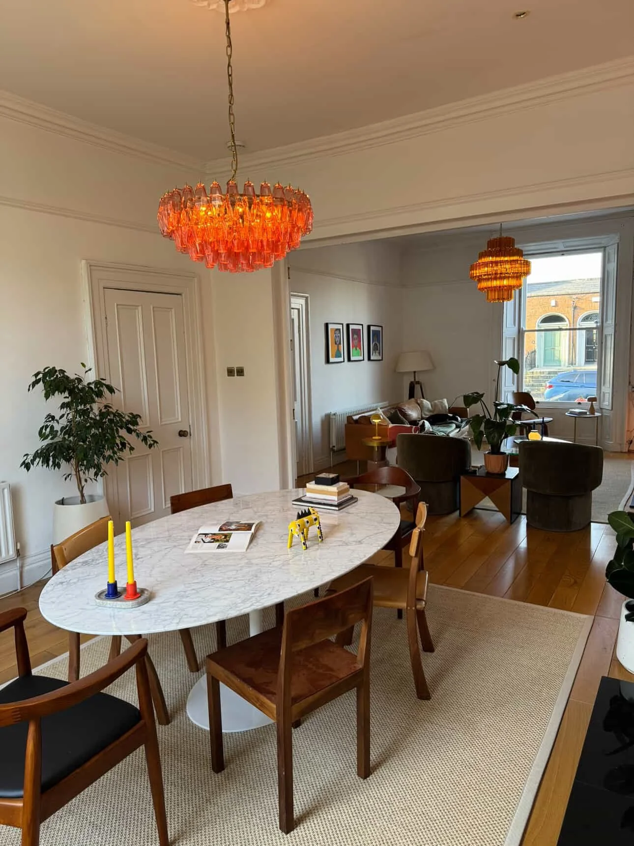 A home full of warmth, texture, and timeless mid-century design ✨🫶🏼

We loved seeing these stunning photos shared by @tom_schley featuring our Saarinen-Style Marble Dining Table, the perfect centrepiece for this inviting space! ✨ From quiet morning